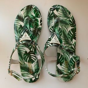 guess sandals